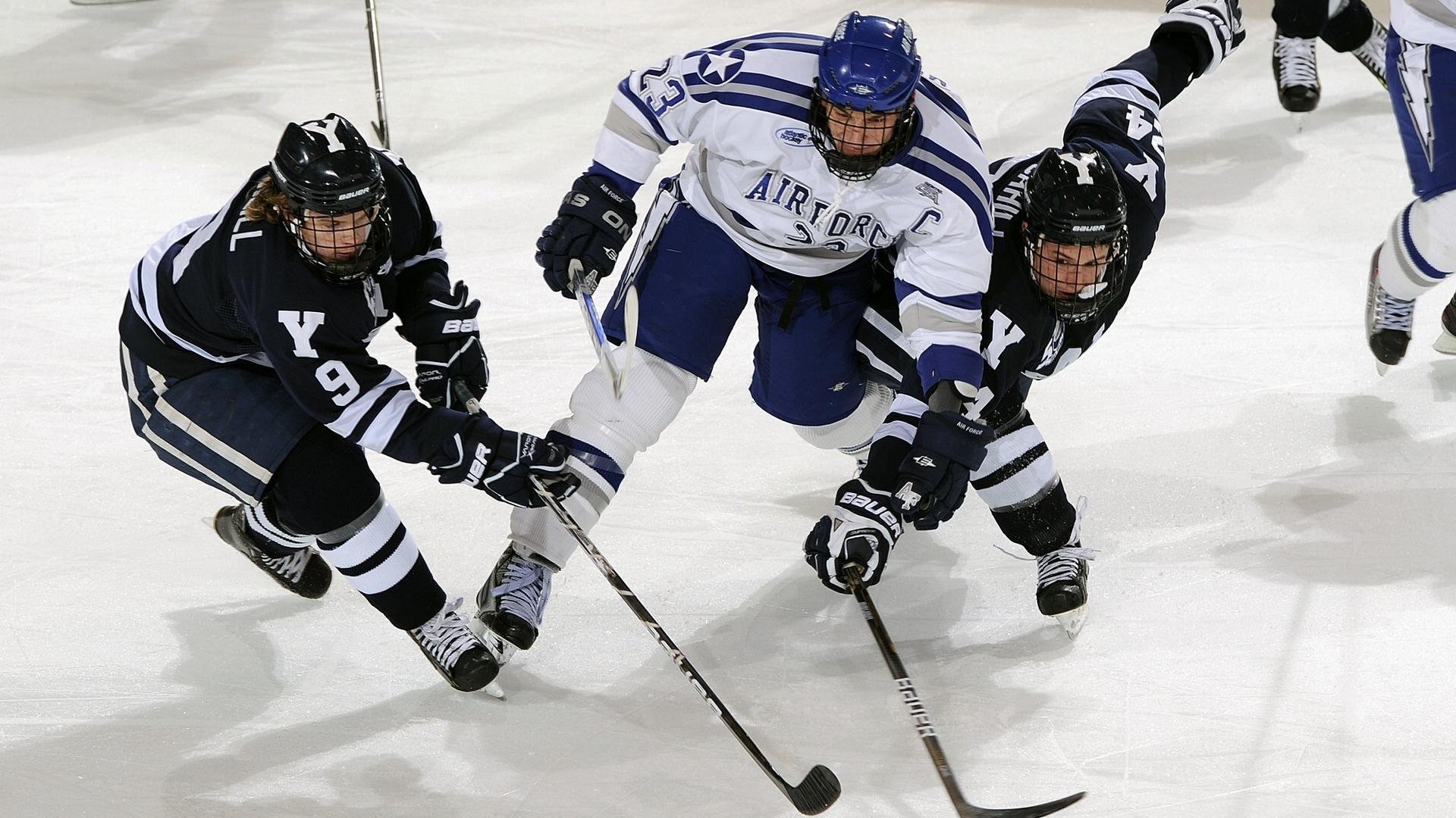 开云体育登录-库里73分之夜的阴影被驱散！勇士钢铁防线让公牛窒息